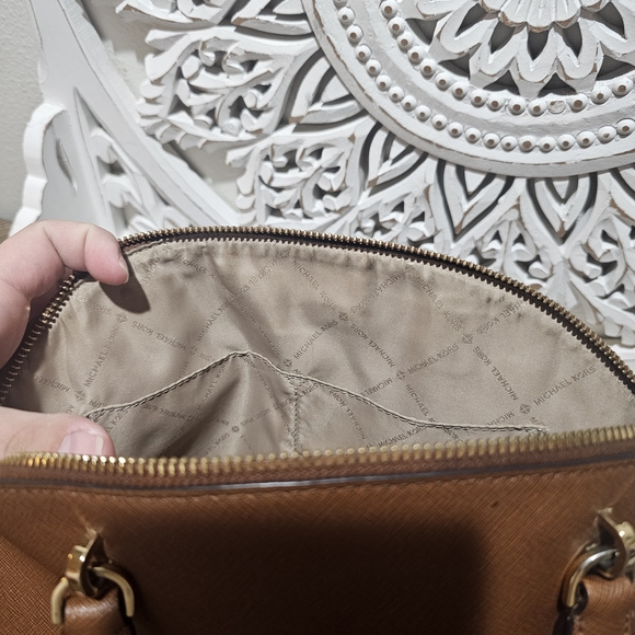 Michael Kors Brown Handbag & Wallet Set - Picture 6 of 8